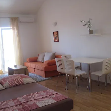 Marko Apartamento Podgora